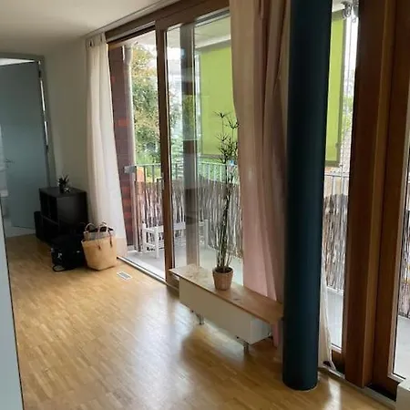 Cozy Studio In Apartment